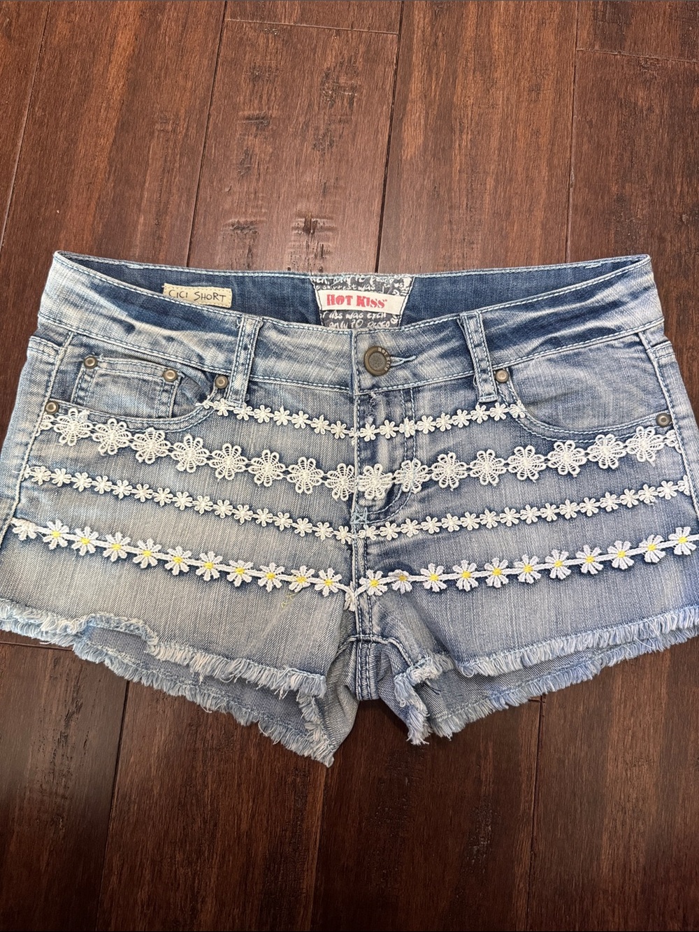 Y2K Low Rise Daisy Lace Denim Shorts